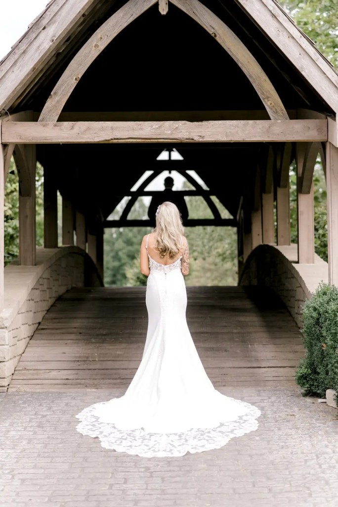 Wedding bridge gate